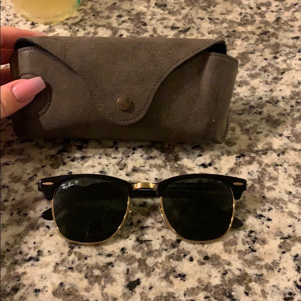 Ray Bans club master with case- polarized